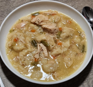 Slow Cooker Chicken and Dumplings